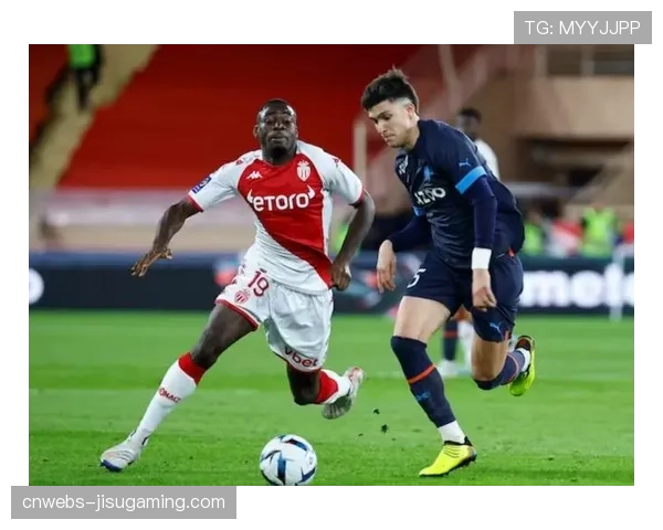 勒阿弗尔进球经VAR长时间核查后确认有效,引发对手教练组强烈抗议